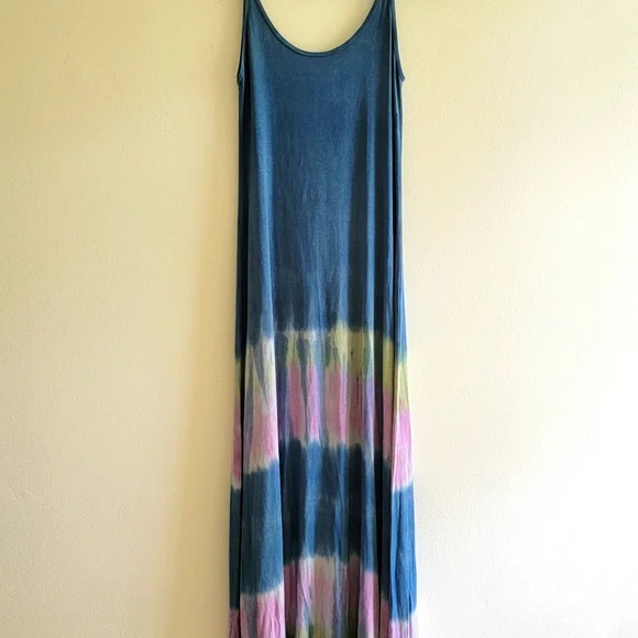Brand New Go Couture Dip-dyed Open back Maxi Dress Size: S